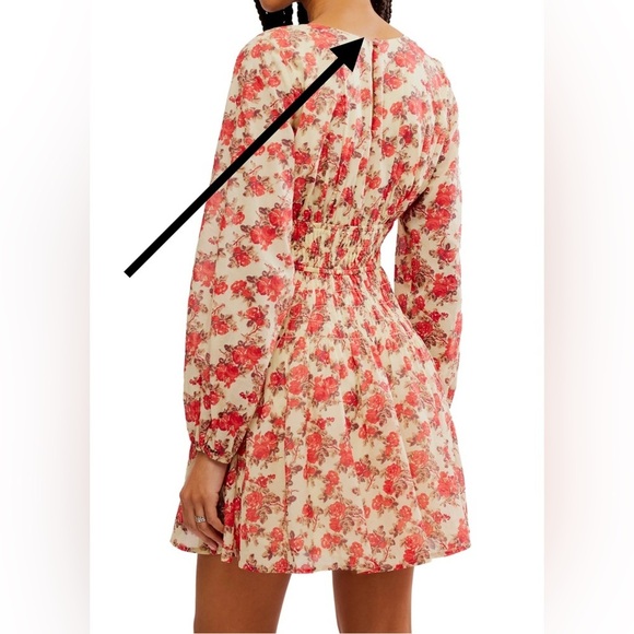 Free People Keep You Mini Dress Size Large Floral V-Neck NWT (Missing Button) - Picture 6 of 7